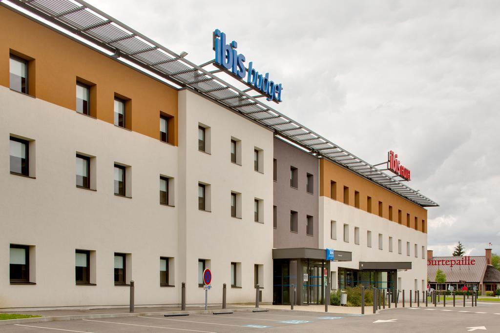 Ibis Budget Montceau Les Mines Exterior foto