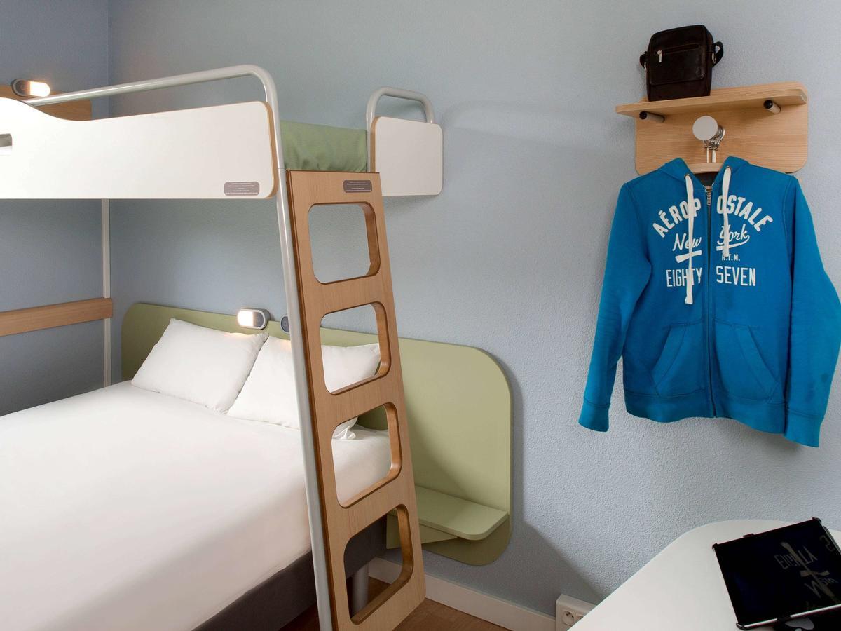 Ibis Budget Montceau Les Mines Exterior foto